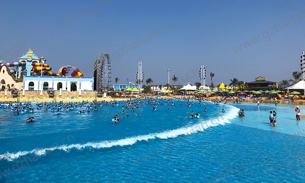 阿拉的海水上乐园海浪池