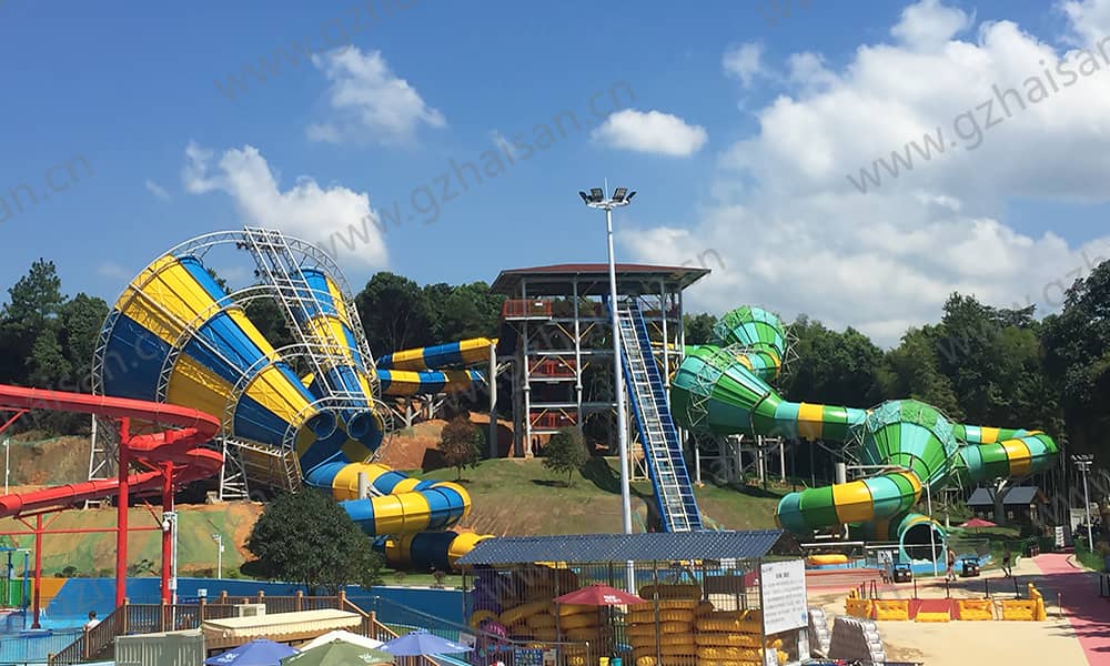 湖南长沙乐水魔方水世界超级龙卷风、暴风谷组合滑道
