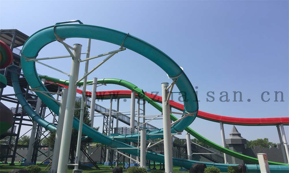 水上乐园吸引游客的方法