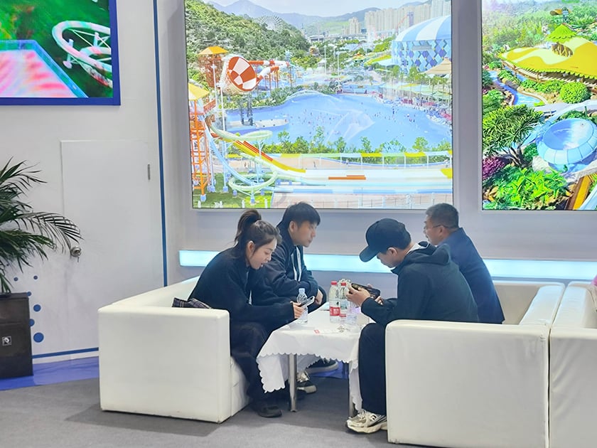 相聚郑州，引爆热潮——jinnianhui今年会游乐亮相2025中国（郑州）旅游休闲娱乐产业博览会，实力领航水上游乐新纪元！