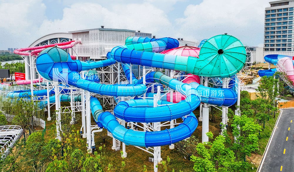 打破季节边界，定义全季狂欢｜超级魔法时空组合滑道，引领水乐园新纪元